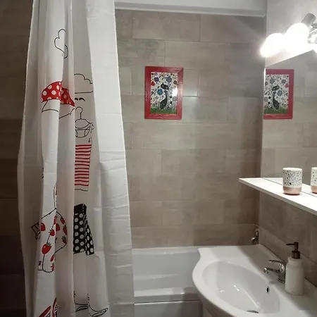 Skyline Apartament *